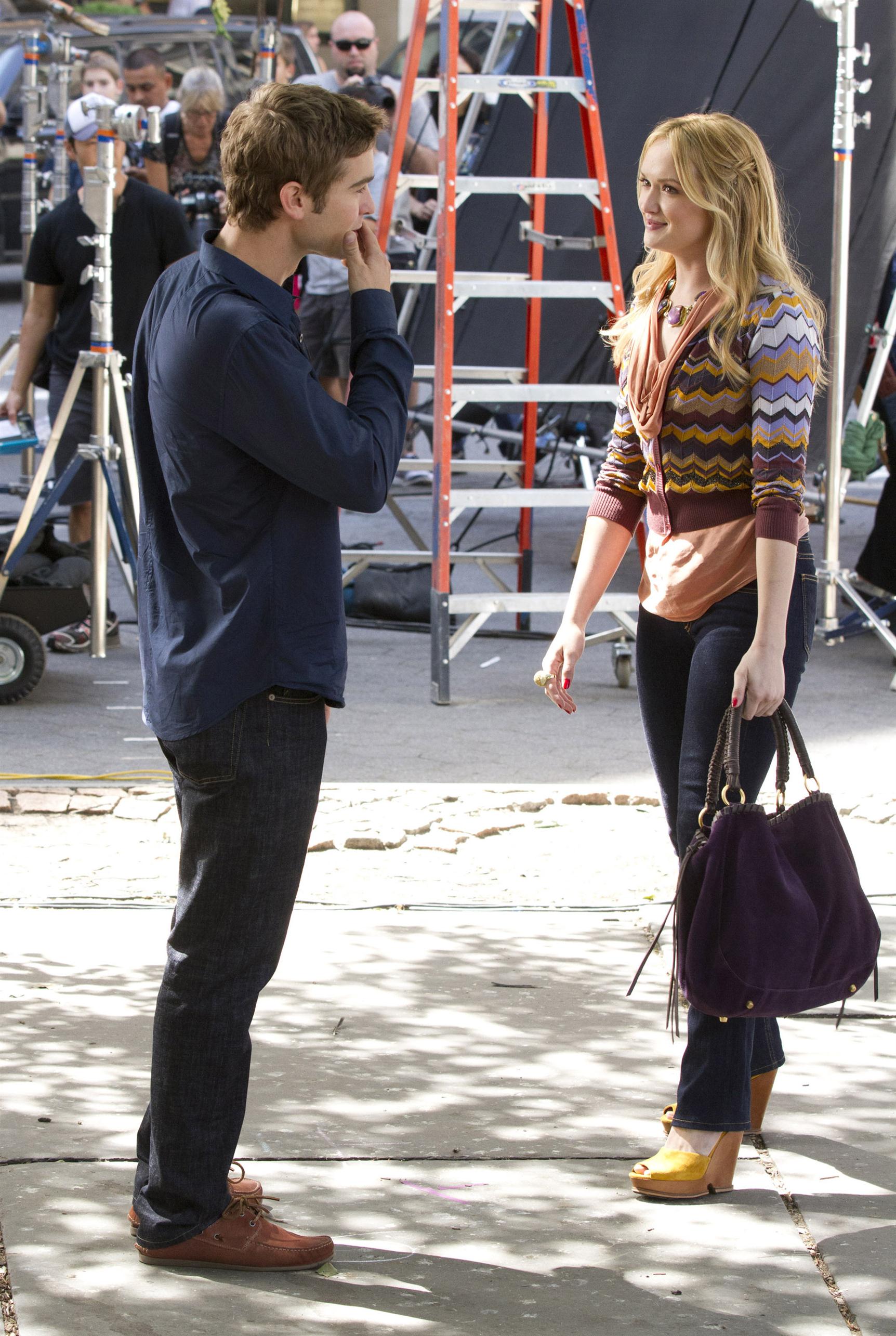 Blake Lively on the set of 'Gossip Girl' shooting on location | Picture 68588
